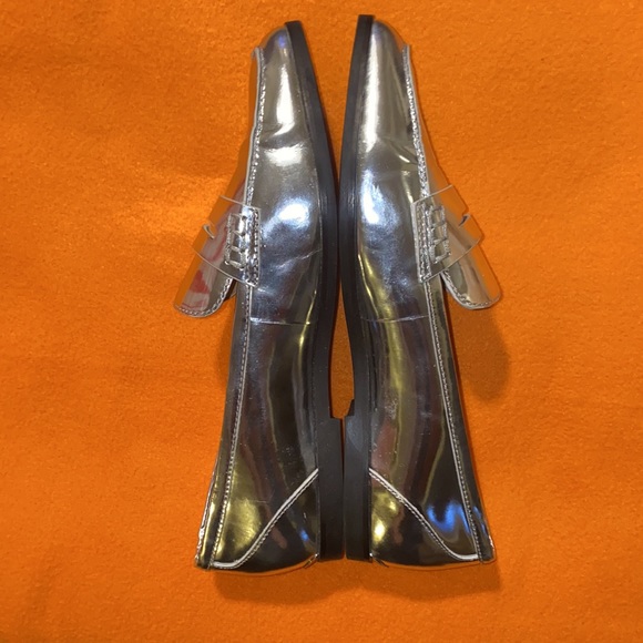 Michael Kors Connor Silver Loafer - Picture 4 of 7